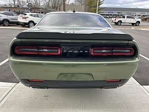 Dodge Challenger R/T Scat Pack RWD Hemi 6.4L V-8 Premium 2019-2020 con Cilindro, Automático, Gasolina - Product Image 5