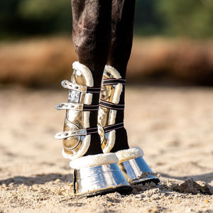 Ensembles de tapis de selle de dressage pour chevaux en gros - Accessoires d'équitation respirants personnalisables de haute qualité - Product Image 6