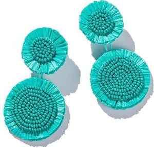 Boucles d'oreilles pompon brodées à la main, couture et travaux d'aiguille - Product Image 4