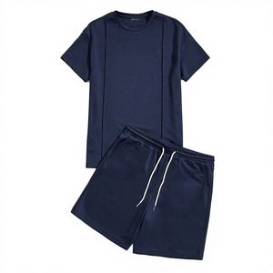 Ensemble 2 pièces d'été pour hommes, style urbain, en tissu personnalisé tissé respirant, T-shirts décontractés à manches courtes de haute qualité, couleur unie - Product Image 3