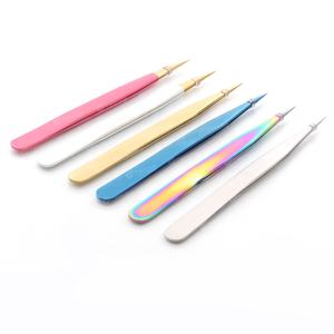 Pince à cils colorée de haute qualité en gros Extension de cils professionnelle pince à cils de marque privée personnalisée - Product Image 1