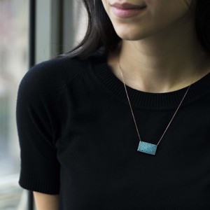 Pendentif rectangulaire en pierre de turquoise nano, fait main en Turquie, en argent, élégant et tendance, vente en gros - Product Image 1