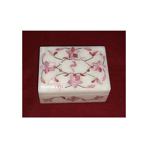 Magnifique boîte à bijoux en nacre incrustée de malachite utilisée Surface en marbre brillant en incrustation de marbre de couleur rose Boîte à vadrouille - Product Image 1