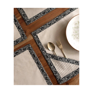 Nappe carrée en coton et lin teint en fil, bordure bleue, teinture écologique, fabrication indienne, décoration de table, vente au détail et en gros - Product Image 4