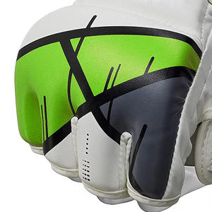 Sparring OEM Superventas Entrenamiento profesional MMA Sparring Guantes PU Guantes de boxeo de cuero Hecho en Pakistán - Product Image 6