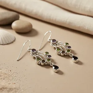 Boucles d'oreilles pendantes en argent 925 plaqué or vintage pour femmes, pierres précieuses, diamant 14 carats et perle, design goutte d'eau pour mariages et fêtes - Product Image 2