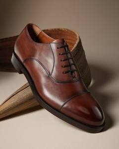 100% zapatos Oxford Captoe de cuero genuino punta redonda cómodos para usos diarios reuniones de oficina zapatos Oxford de negocios disponibles - Product Image 1