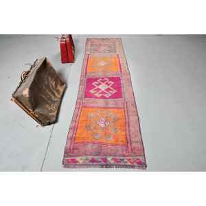 Alfombra Vintage de 2.4x9.9 pies, Alfombra Turca, Alfombra de Lana Abstracta Rosa Naranja - Product Image 1