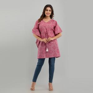 Vestido Kaftan de Seda Banarasi Morado con Estampado Bandhani Hecho a Mano, Material Georgette, Estilo Pakistaní, Modelo Lehenga Suave (SHKUP1234) - Product Image 5