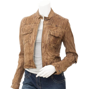 Veste de motard pour femme sur mesure de haute qualité, en cuir véritable élégant avec col montant et deux poches zippées pour l'automne - Product Image 1