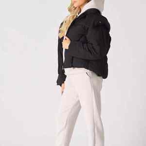 Ventes en gros de vestes matelassées courtes en tricot pour femmes, nouvelles pour l'hiver 2025, chaudes, à capuche, imperméables, écologiques, décontractées, amples - Product Image 5