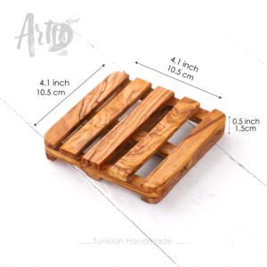 Sous-verres classiques en bois d'olivier personnalisés et écologiques, réutilisables et lavables, accessoires de bar pour la maison, les fêtes et le camping par ArtisRaw - Product Image 2