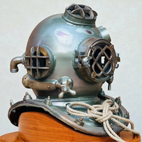 Casque de plongée commando bicolore argent et violet, casque de plongée lourd de type Boston, objet de décoration marine et nautique.