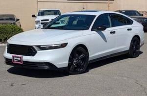 Resumen del Vehículo: Civic Sport 2026 Sedán 4 Puertas (2.0L 4 Cilindros Híbrido Gasolina/Eléctrico EVT) - Product Image 3