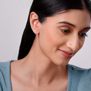 Boucles d'oreilles en or de qualité supérieure avec clous en diamant cultivé en laboratoire - Product Image 4