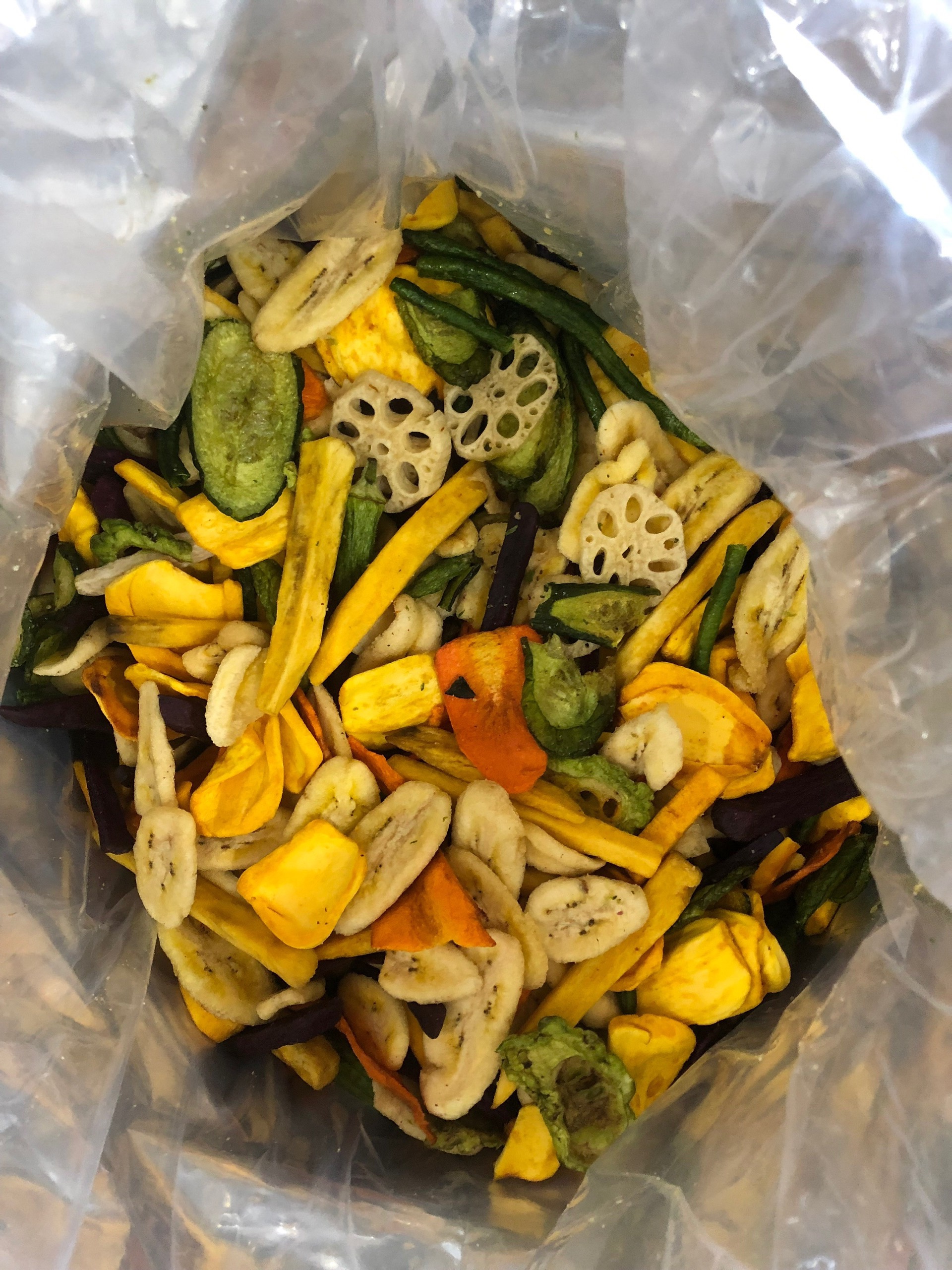 VIETNAM MIXED FRUIT AND VEGETABLE CHIPS/FRUITS AND