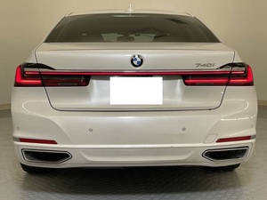 BMW Série 7 740i RWD 2022 abordable, conduite à gauche/droite - Product Image 2