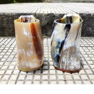 Taza para beber de cuerno de búfalo pulido auténtico al mejor precio/tazas para beber de cuerno vikingo jarra disponible - Product Image 1