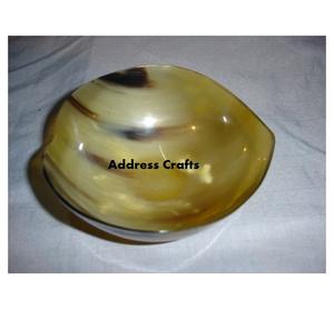 Cuenco para Ensalada de Cuerno de Búfalo, Hecho a Mano y Pulido, Ecológico y Apto para Lavavajillas, con Diseño Decorativo Sostenible - Product Image 4