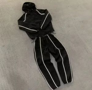 Survêtement en nylon à fermeture éclair avec logo personnalisé, survêtement de jogging de haute qualité en deux pièces, coupe-vent en polyester pour hommes - Product Image 2