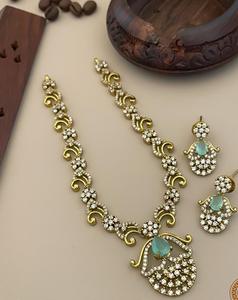 ชุดเครื่องประดับหรูหราดีไซเนอร์ชุดเครื่องประดับเพชรเพทายประดับสร้อยคอทองเหลืองสำหรับงานหมั้นงานแต่งงาน - Product Image 2