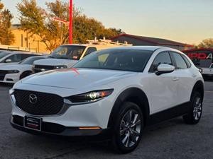 Mazda CX-30 Select 4 portes SUV d'occasion propre, modèle 2020 - Product Image 6