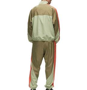 Ensemble deux pièces coupe-vent coupe-vent avec fermeture éclair pour homme Survêtement en nylon à capuche Hiver Impression de couleurs contrastées Personnalisable Hiver - Product Image 3