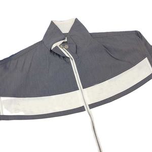 Chaqueta Deportiva Retro de Nailon con Cierre y Logotipo Bordado Personalizado, Chaqueta Cortavientos para Hombre - Product Image 3