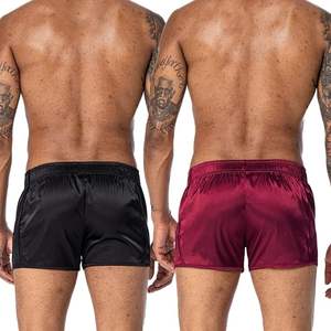 Pantalones cortos de hombre de seda transpirables de secado rápido y peso ligero con logotipo personalizado pantalones cortos de entrenamiento de gimnasio para hombre ajustados informales personalizados - Product Image 4