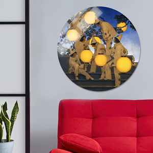 Maxfield Parrish 'Les Porteurs de lanternes' – Tableau sur toile imprimé surréaliste, verre circulaire - Product Image 1