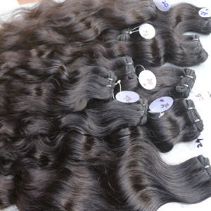 Extensiones de cabello humano ondulado sin procesar, cutícula intacta, procesada químicamente, del sur de la India, precio al por mayor - Product Image 1