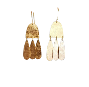 Pendientes minimalistas europeos de latón y perlas grandes doradas, estilo belga, FLORA EARRINGS, pendientes redondos de colores, joyería, diciembre de 2026 - Product Image 6