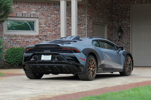 Lambo-rghini Huracan Sterrato 2024, véhicule électrique avec une autonomie de 601 à 700 km et une puissance de 200 à 250 kW - Product Image 2