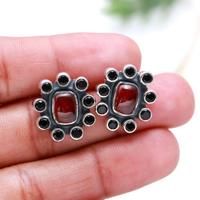 Meistverkaufte Massiv 925 Sterling Silber Damen-Schmuck Großhandel Einfache Designer Modische Ohrstecker mit Bernstein & Schwarzem Onyx