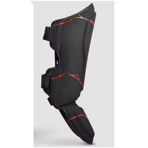 Protège-tibias MMA en cuir PU premium personnalisés avec fermeture à boucle et crochet pour la protection du cou-de-pied, du pied et de la jambe, protège-tibias de football légers - Product Image 3