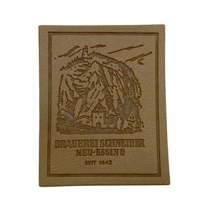 Patchs en cuir personnalisés en gros avec logo gaufré et adhésif - Product Image 5