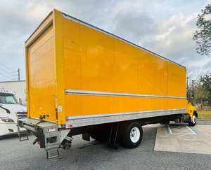 <b>Well</b> Maintained Used 2019 Hinos 268 26ft <b>Box</b> Truck With Lift Gate & Pull Out Ramp For Sale Global Delivery - Product Image 2