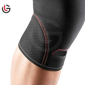 Manchon de genou léger en néoprène durable fabriqué au Pakistan pour la dynamophilie - Product Image 6