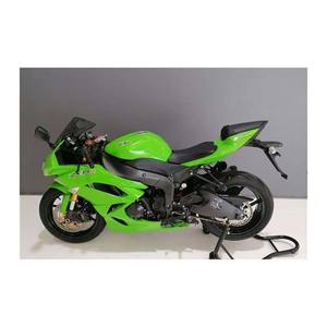 Ninja sportbike usado unidad entregada para un manejo rápido y rendimiento en pista - Product Image 3