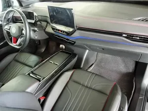 2023 Volks-wagen I.D4 Xh Auto-matic Portaequipajes de metal con asientos de cuero Batería de litio Características Premium - Product Image 2