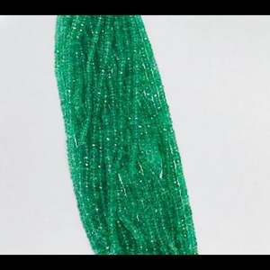 Perles d'émeraude verte naturelle de haute qualité cocarde à facettes bijoux à bricoler soi-même pierre précieuse origine zambienne - Product Image 4