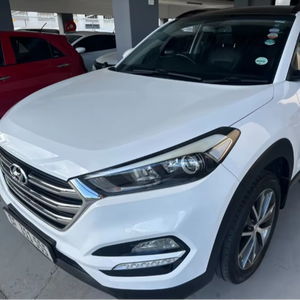 Voiture d'occasion de qualité et abordable, Hyundai Tucson 2.0 Elite 2017, automatique, conduite à droite - Product Image 1
