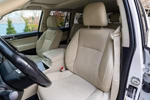 Lexus GX 460 V8 2022 Usado, Tracción Total, Asientos en Tercera Fila, Sin Modificaciones - Product Image 5