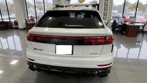 OFFRE EXCLUSIVE 2025 AU-DI R-S Q-8 PERFORMANCE TRANSMISSION AUTOMATIQUE V8 CYLINDRES - Product Image 6