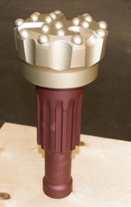 Broca de perforación de fondo de pozo R2175 con certificación ISO, herramienta de perforación DTH para roca, rosca API, diámetro de 140-222 mm para operaciones mineras - Product Image 3