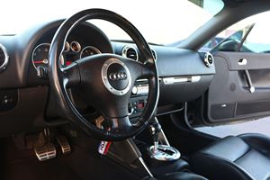 AUDI TT 3.2 Quattro Coupé 2004 d'occasion, conduite à gauche/droite - Product Image 4