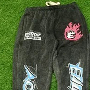 ชุดวอร์มขอบดิบสำหรับผู้ชายชุดวอร์มผ้าดิบเย็บแบบมีซิปพิมพ์ลายแบบกำหนดเอง - Product Image 6