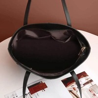 Nouveau sac à main vintage d'hiver en cuir PU de luxe pour femmes, sac bandoulière avec une seule sangle pour une utilisation quotidienne élégante