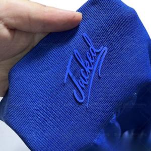 Etiqueta de Silicona Resistente con Logotipo Cortado con Láser, Grabado en Relieve 3D, Impresión por Grabado, Cuadrada, Color Personalizado, Tamaño Personalizado, en Rollo, para Prendas - Product Image 2