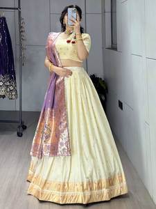 Lehenga Choli en soie Paithani violette pour femmes avec dupatta tissé, tenue ethnique indienne - Product Image 2